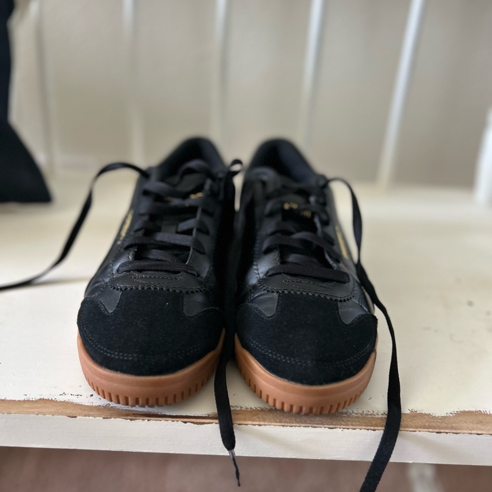 Black and Brown Men's Sneakers